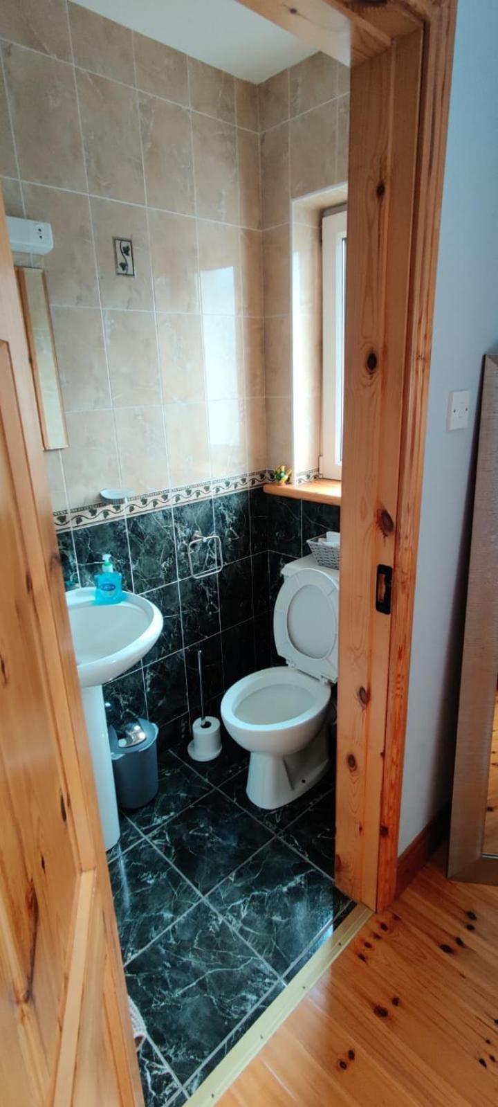 Colman House Bed & Breakfast Kilmihil Oda fotoğraf
