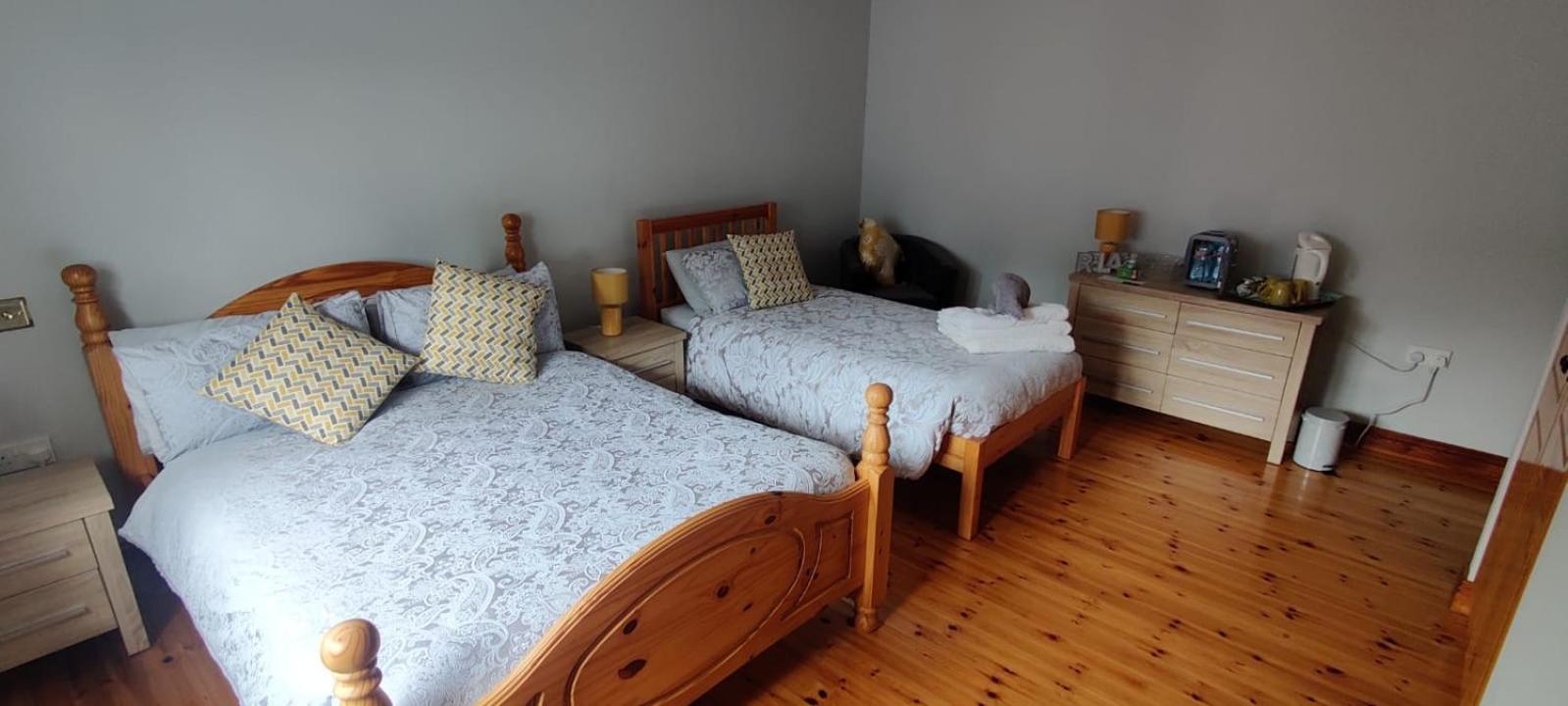 Colman House Bed & Breakfast Kilmihil Oda fotoğraf